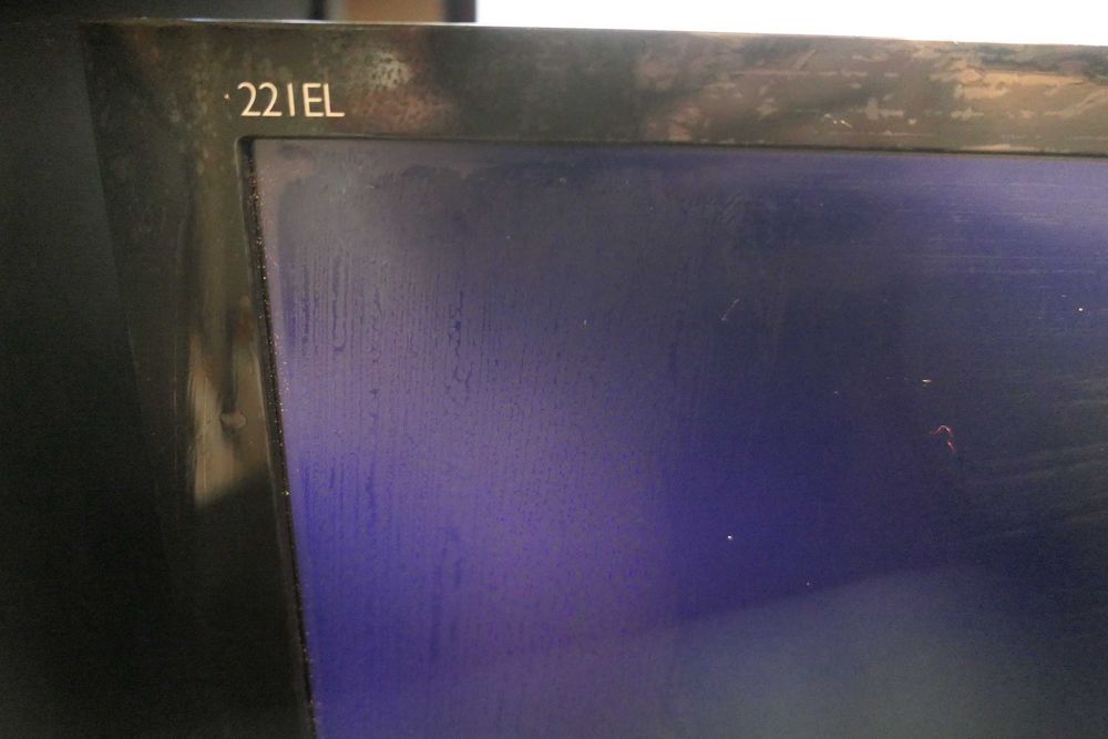 Monitor LED LCD 24" Asus Acer G245HQ Philips 221EL 23" Samsung S23B350 TN LG Flatron W2246S Lenovo T2224r 21.5" Full HD VGA LI2215S AOC Benq F2220HD