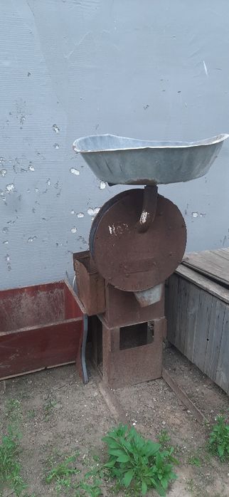 Продам дробилку на 380в