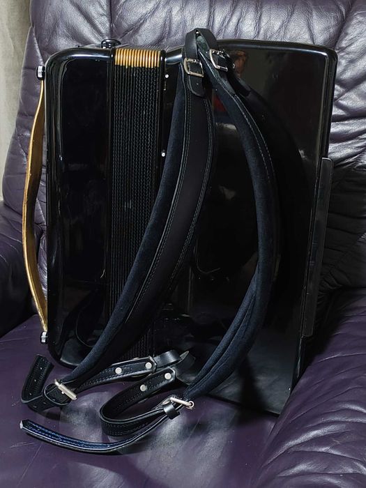 Acordeon HOHNER ATLANTIC III P 120 Basi + Cutie