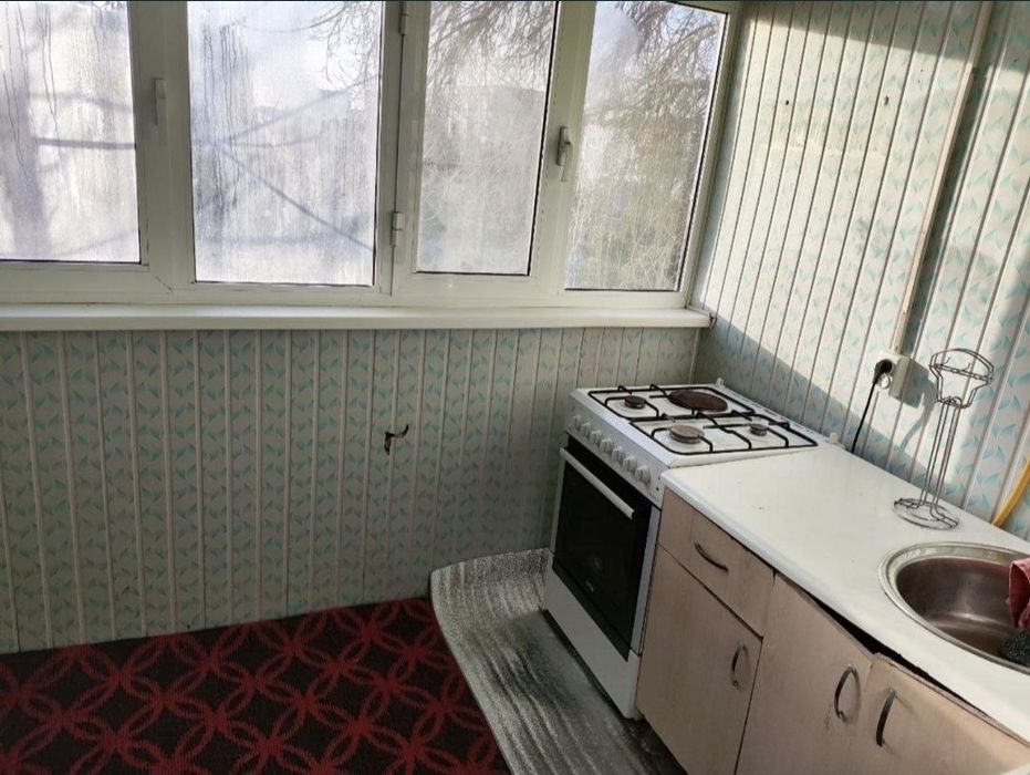 Продаётся 2 комнатная квартира на 3 этаже в 4х этажном панельном доме.