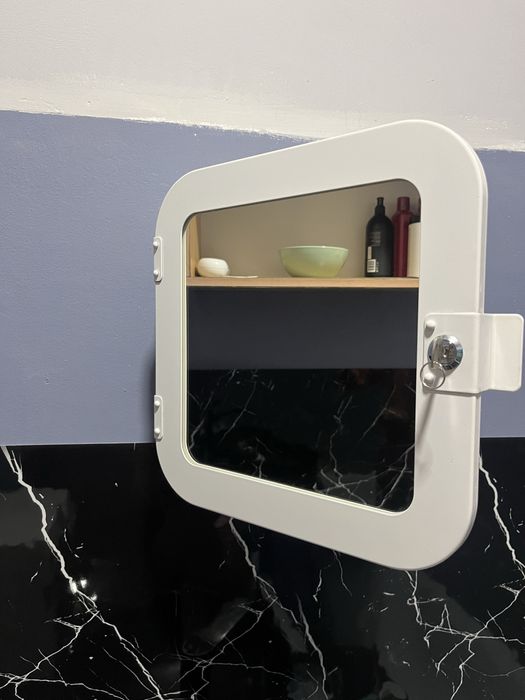 Икеа зеркало продам