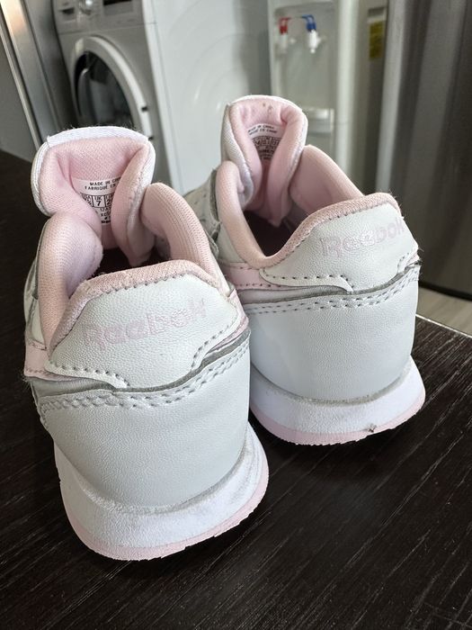 маратонки за момиче, Reebok