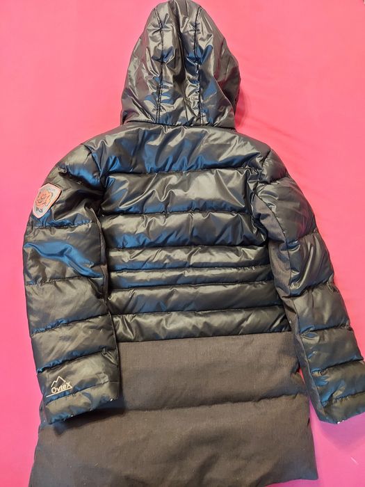 Продам куртки доя девочек