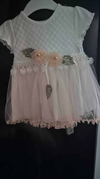 Детски роклички размер 6-9.15 лв за бр.