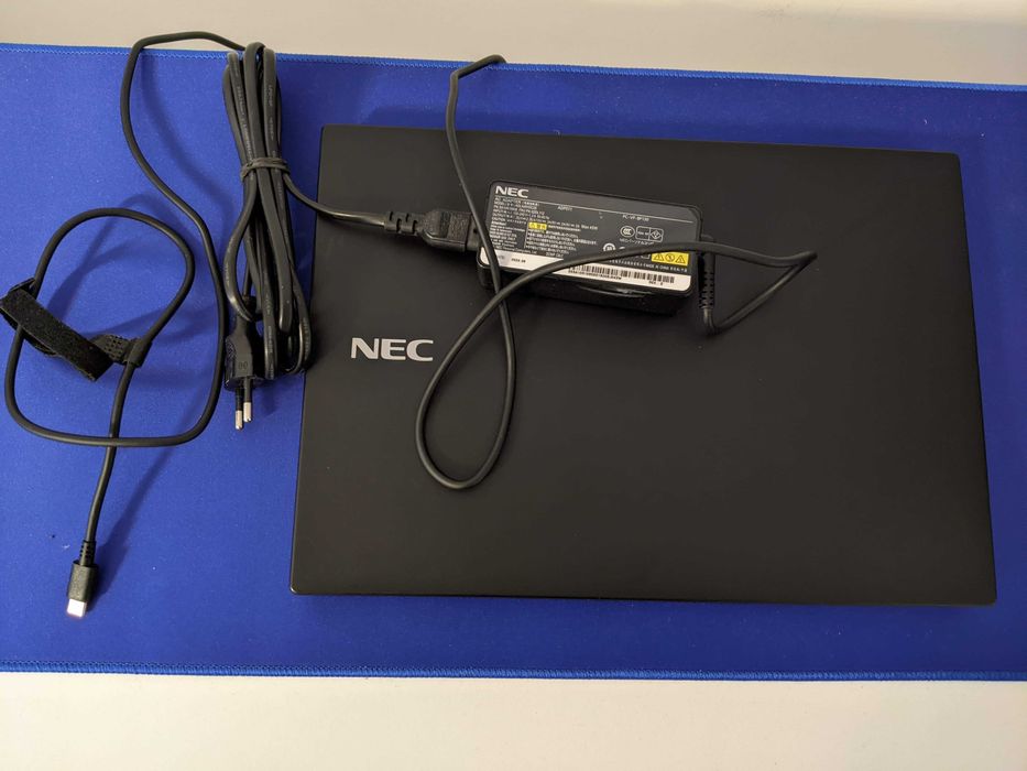 Laptop NEC (Lenovo) Versa Pro VB-7 Intel i5-10210U 8 GB RAM DDR4 256 GB SSD Ecram 13 inch Full HD Made in Japan