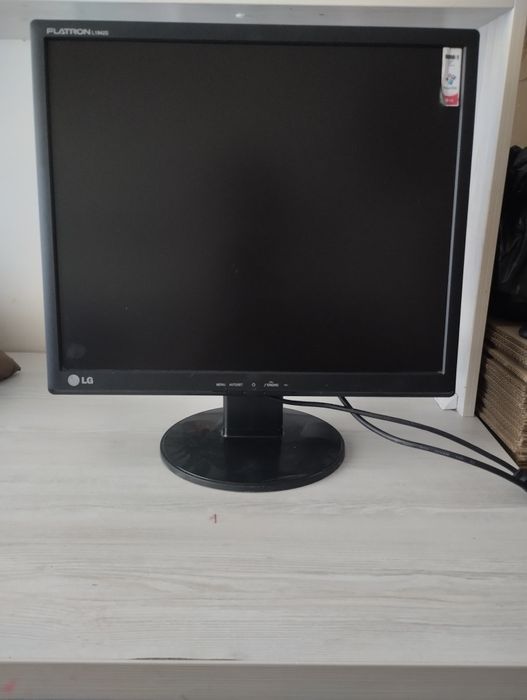 Продается Lg19 monitor