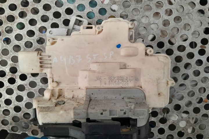 Broasca usa spate stanga 8E0839015AA Audi A4 B7