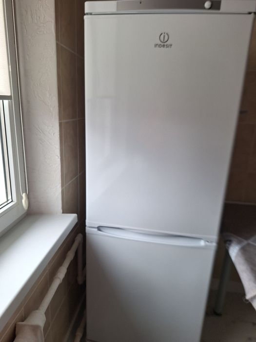 Холодильник  Индезит