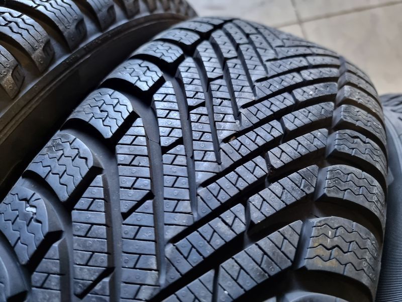 215/60/17 PIRELLI 4бр
