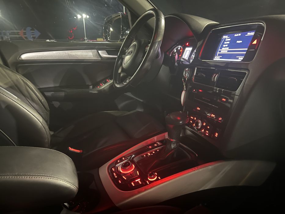 Audi Q5 Quattro - S linne - Incalzire scaine; Navi; Isofix; Automat