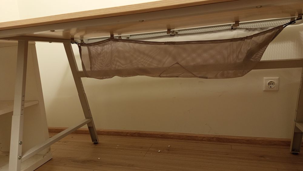 Бюро геймърско или IT работно от ИКЕА