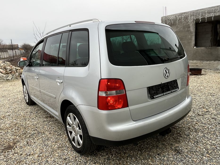 Touran 2.0 tdi 7 locuri adus din Germania