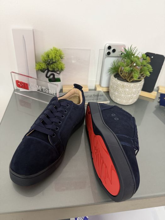 Christian Louboutin marime 38 navy blue , noi nouti