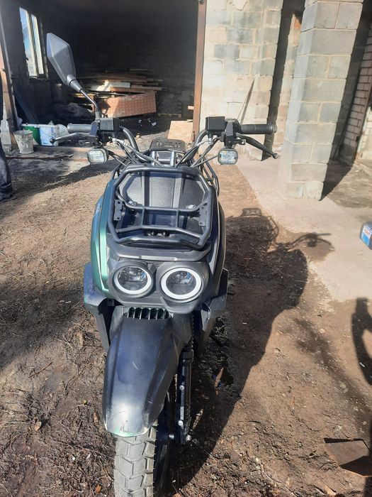 Продам скутер  на ходу