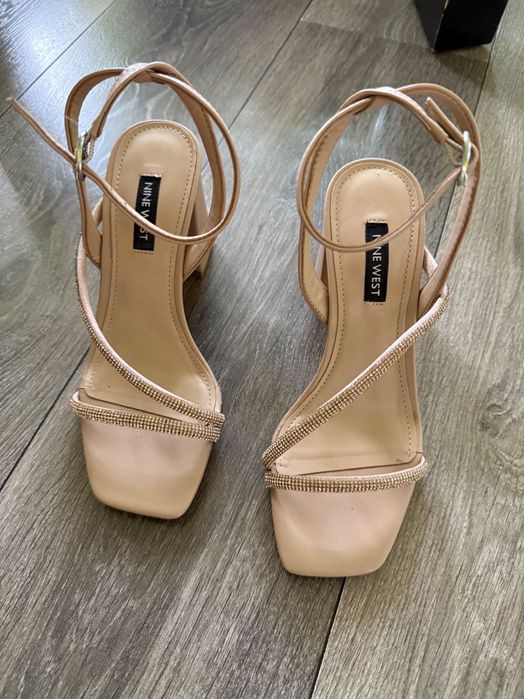 Сандали Nine West