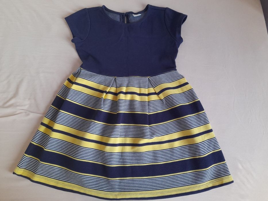 Лот дрешки р-р-122