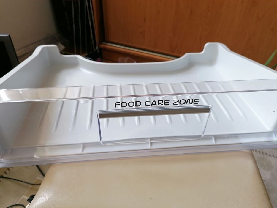 Rafturi sticla, plastic