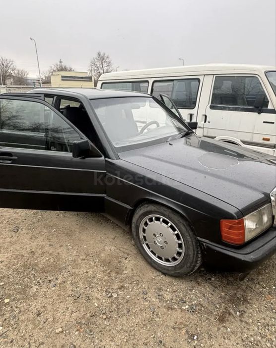 Продам Мерс 190ый