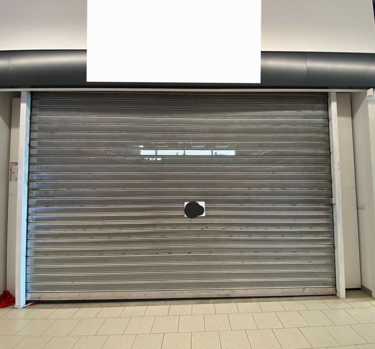 Grilaj Mall-uri  sau spatii comerciale.(Foto Orientativă)