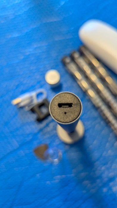 Vând Surubelniţă Electrică de Precizie WOWSTICK 1F+ - Nouă, Sigilată