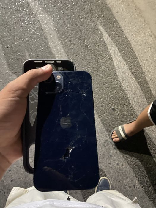 Iphone 13  акб менялса 100%