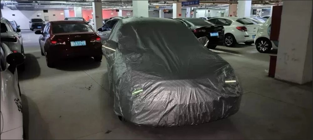 Чехол на легковое авто