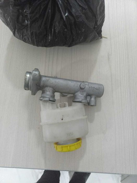 Главный Тормозной цилиндр