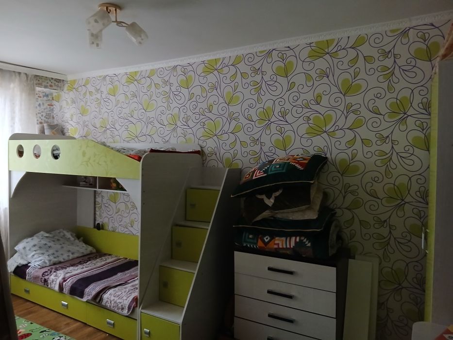 Нурсатта 3 бөлмелі үй сатылады