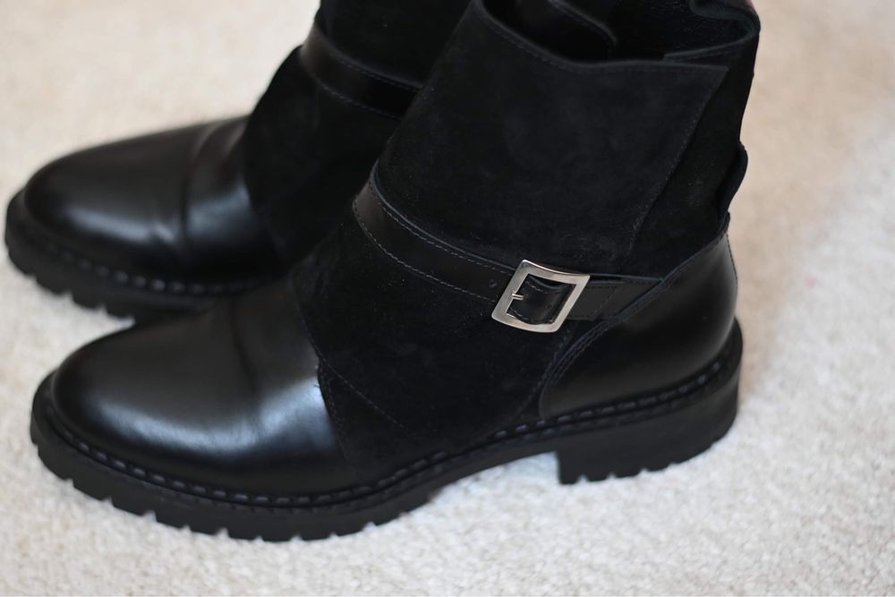 Нови кожени боти EVA MINGE