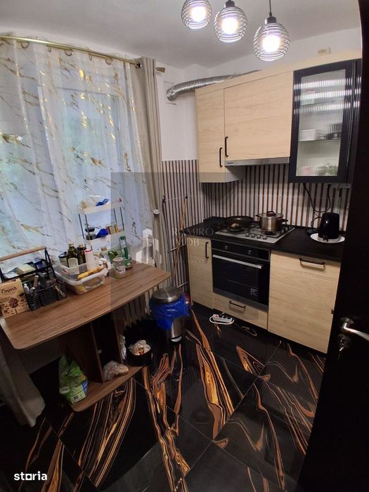 2 Camere Metrou Piata Sudului