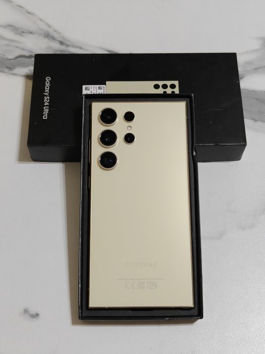 Samsung S24 Ultra 512 gb Ram 12 EAC