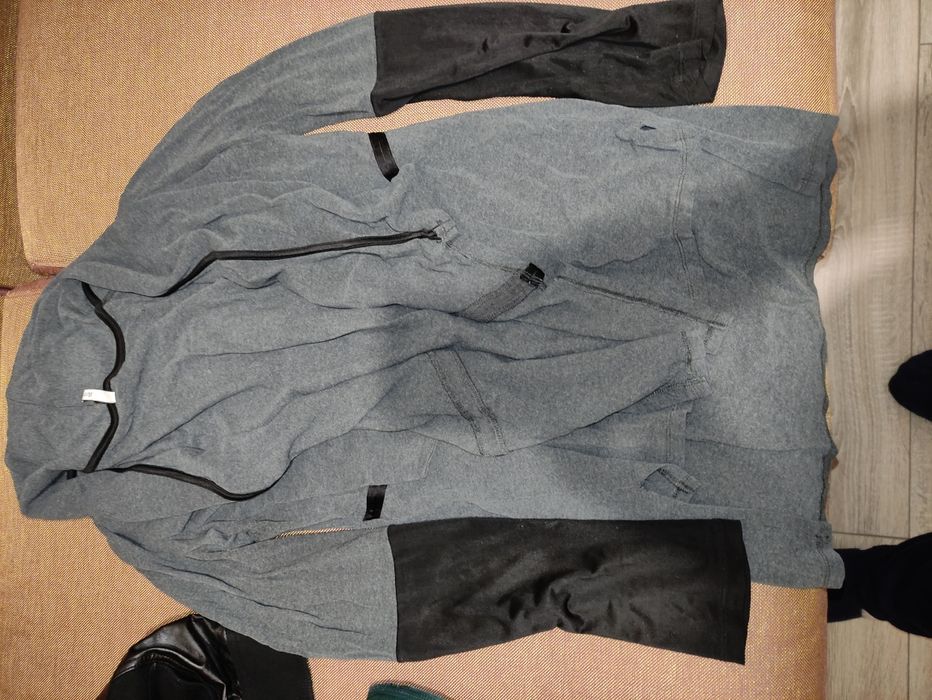 Продам женская кофта