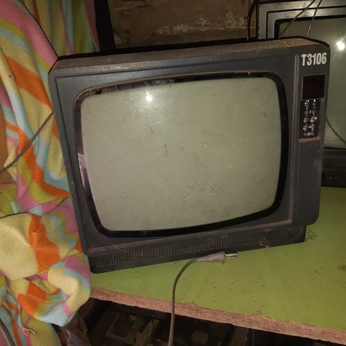 Стари модели телевизори