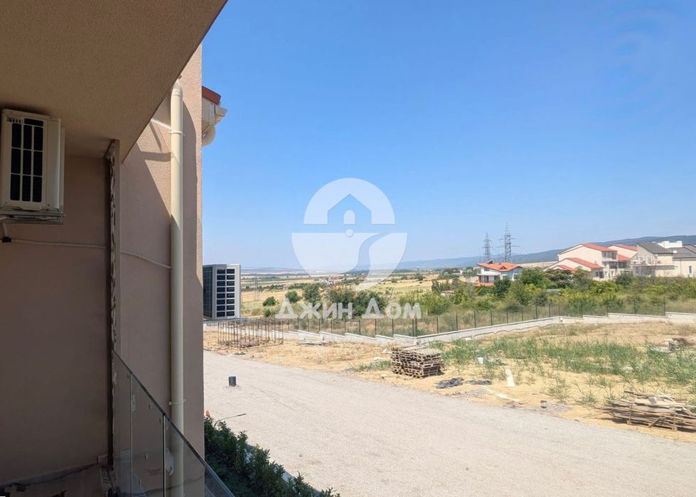 Продава се Двустаен апартамент в с. Кошарица, Област Бургас - 75 кв.м за 1547 €/кв.м - Снимка #10