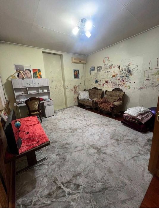 Аренда дома 2-х этажного дома . Дархан . Метро Хамид Алимджан .