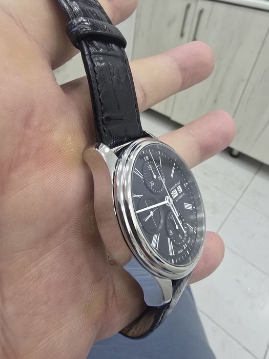 Швейцарские часы Louis Erard Heritage Chronograph