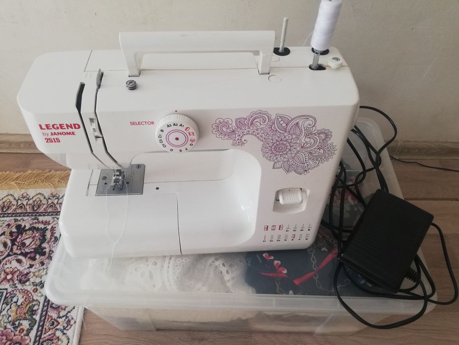 Срочно Продам швейную рабочую машинку.