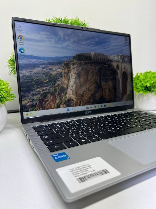 Acer Aspire core i3-12 /SSD 512gh /Ram 8gb /