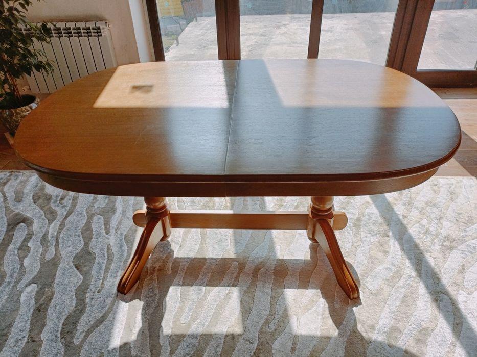 Продам стол в отличном состоянии