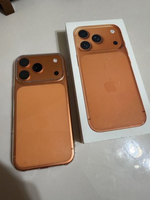 Срочно продам Айфон 17