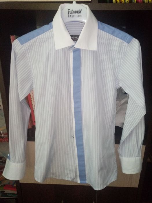 Продам рубашки школьные
