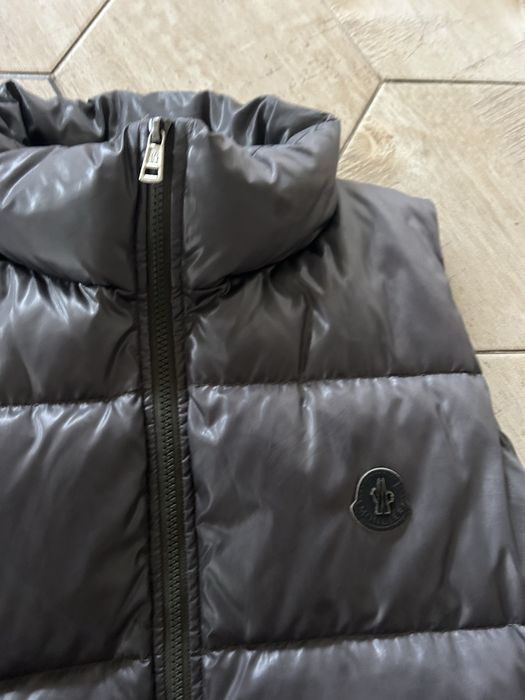 Мъжки елек Moncler