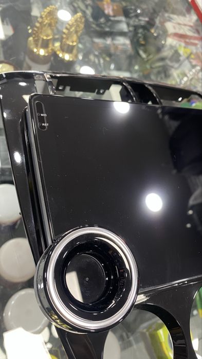 monitor Diamond 2k 4/64