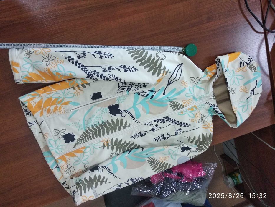 Продам детскую одежду на осенне-зимний сезон, брендовые вещи