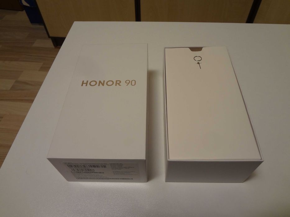 HONOR 90 512 GB impecabil / cutie completa .