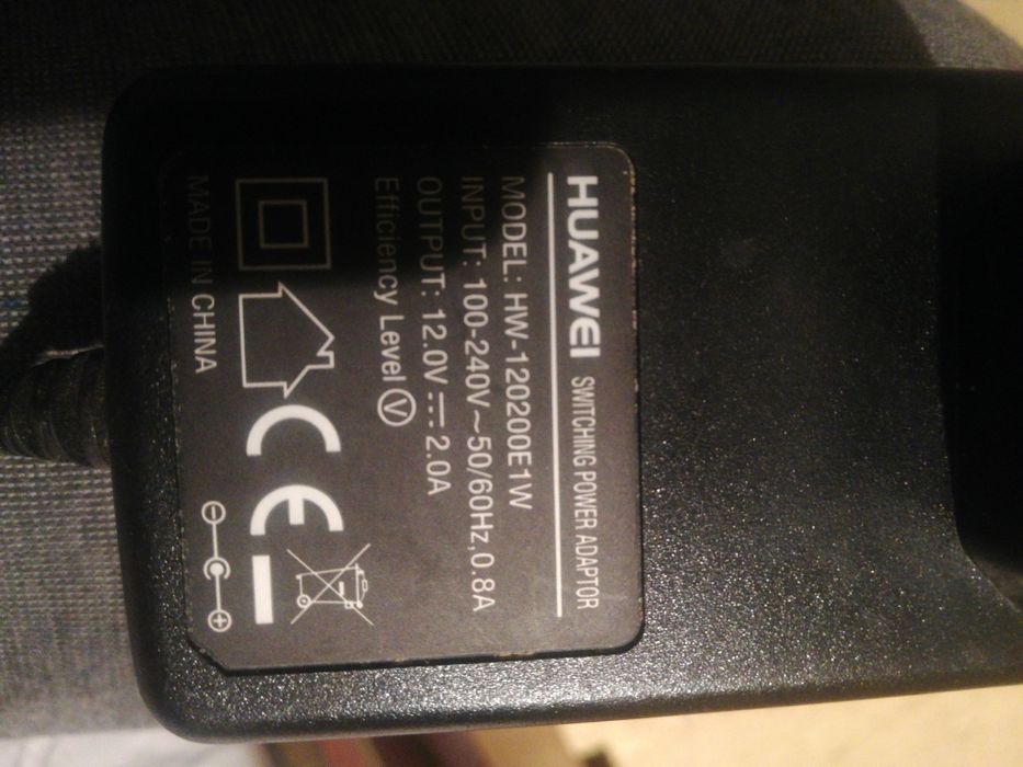 Блоки питания для роутера Huawei продам в количестве 2 штук