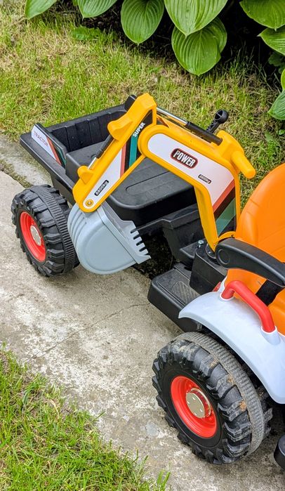 Tractor electric cu telecomanda