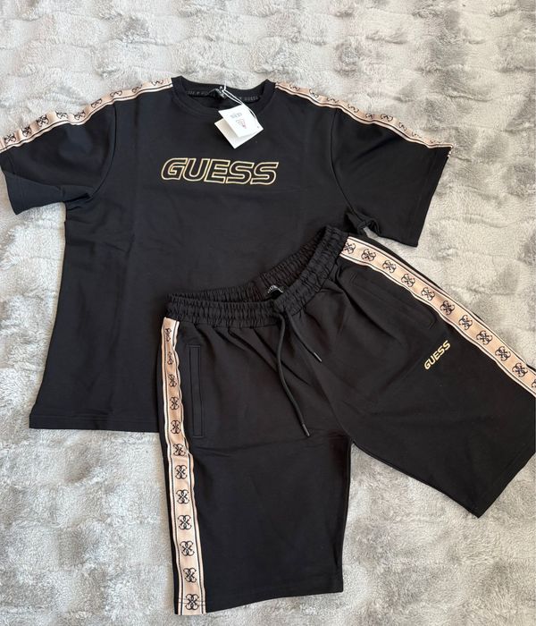Compleu calitate buna ! Marime XL-XXL