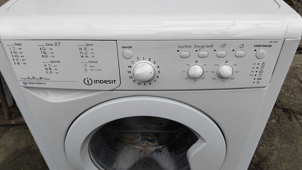 Пералня Indesit 7kg