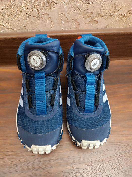 Адидас боти 29 номер